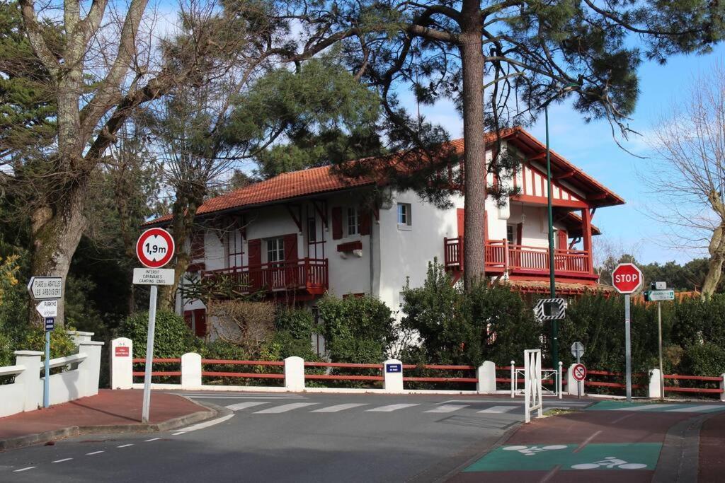 Ravissant Studio 4 Personnes - Plage Arbousiers Apartment Arcachon Exterior photo